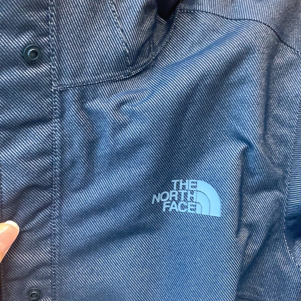 North face Jacket - Picture 2 of 3